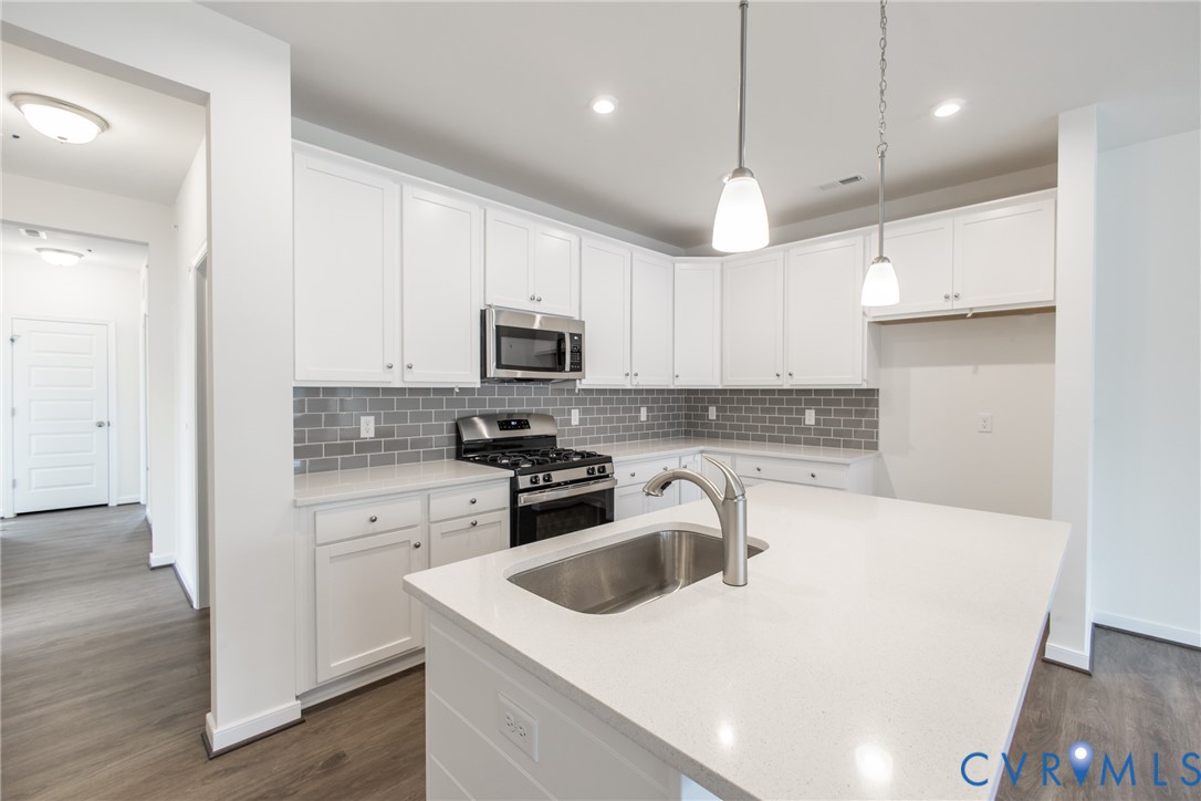 5400 Raysdale Road, #202, The Pointe At Twin Hickory, Glen Allen, VA 23059