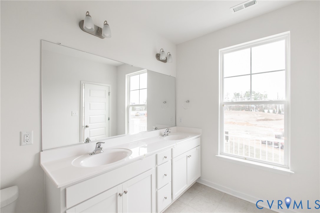 5400 Raysdale Road, #202, The Pointe At Twin Hickory, Glen Allen, VA 23059