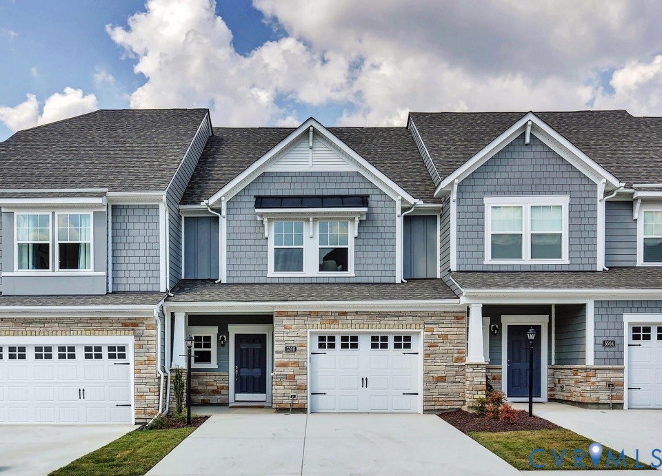 Davenport B - Townhome is under construction, photos are from builder's library and shown as an example only (colors, features and options will vary). Davenport B - Townhome is under construction, photos are from builder's library and shown as an example only (colors, features and options will vary).