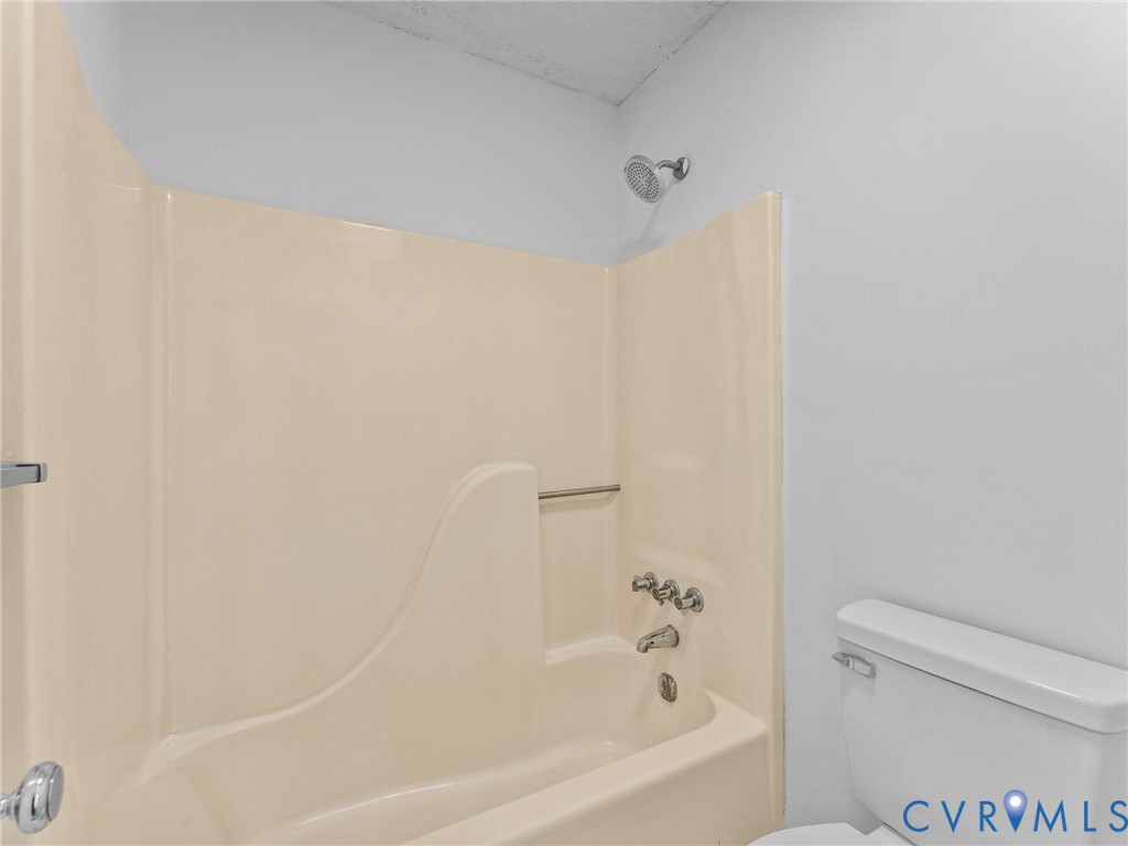 3100 Spreading Oak Road, Brandermill, Midlothian, VA 23112