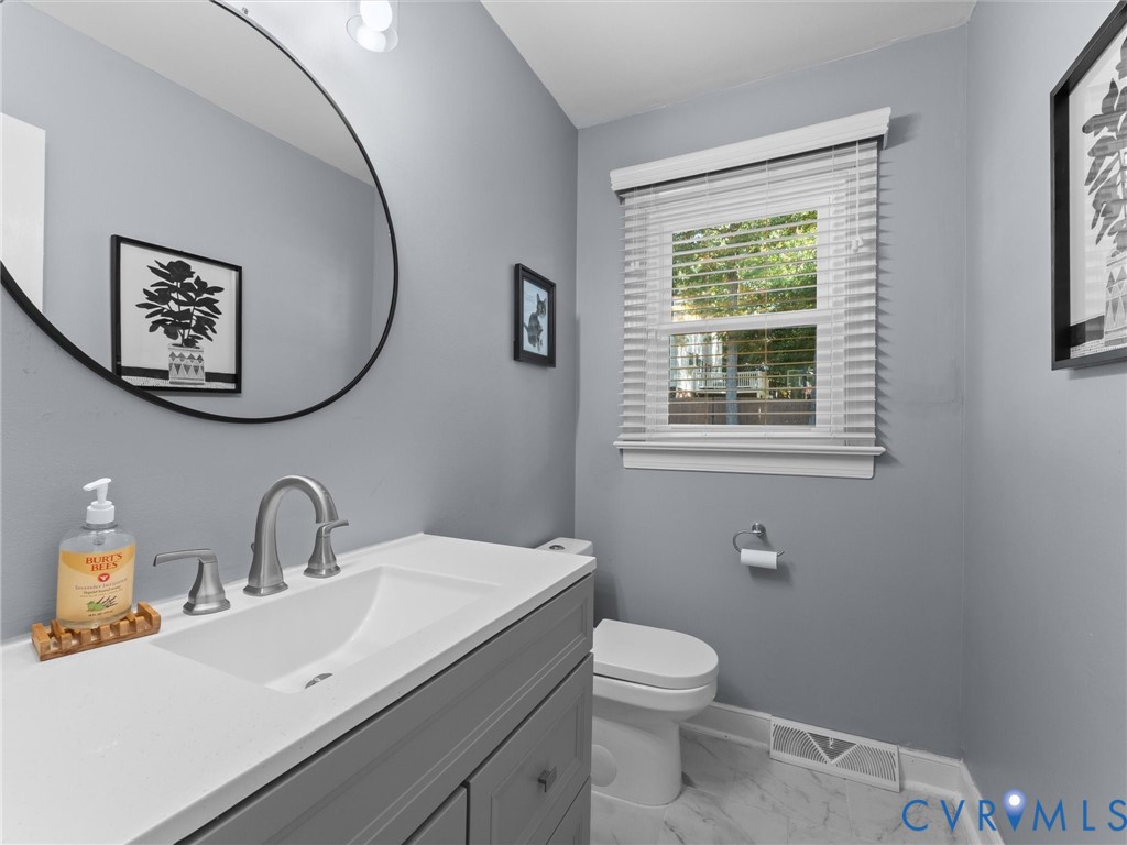 507 Glenpark Lane, Midlothian, VA 23114