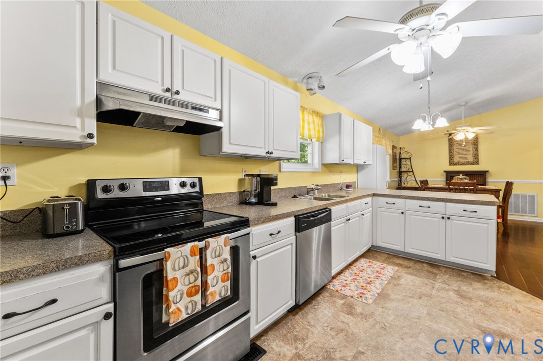 921 Jefferson Drive, Palmyra, VA 22963