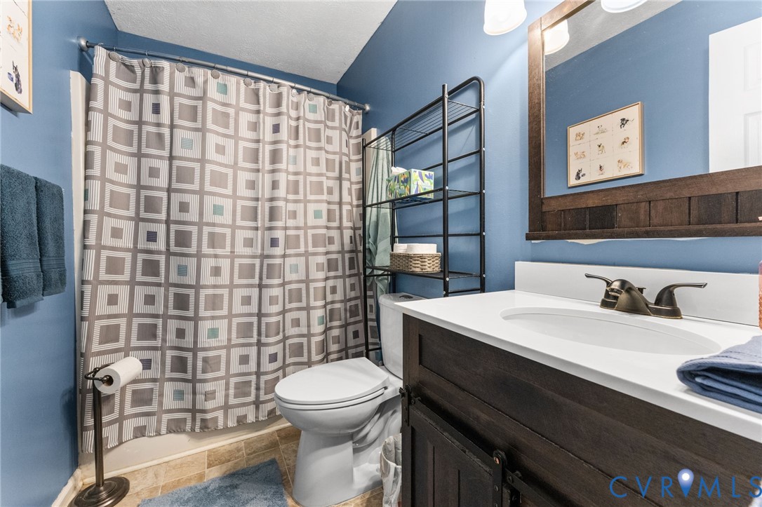 921 Jefferson Drive, Palmyra, VA 22963