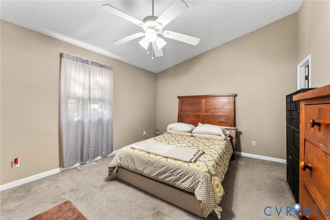921 Jefferson Drive, Palmyra, VA 22963