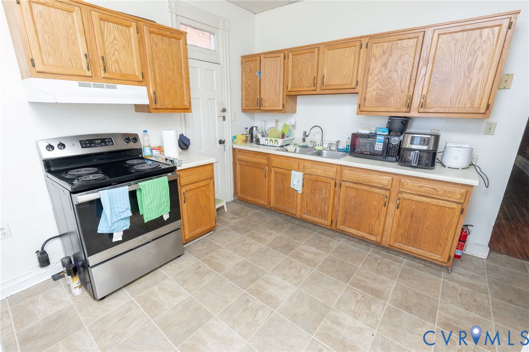 908 W Clay Street, Carver, Richmond, VA 23220