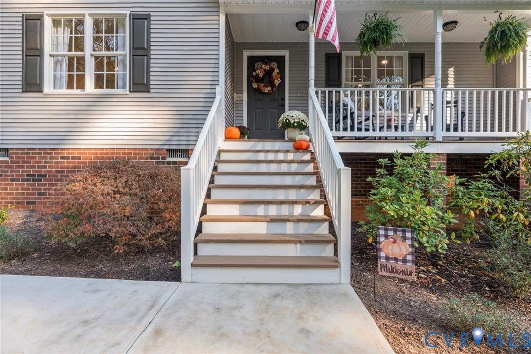 1540 Hollow Log Drive, Foxrest, Powhatan, VA 23139