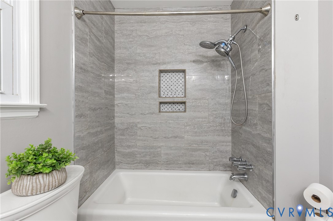 3904 Woodbridge Court, Chester, VA 23831