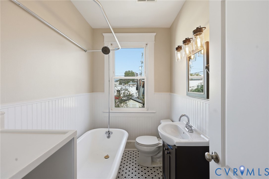 3338 Parkwood Avenue, Carytown, Richmond, VA 23221