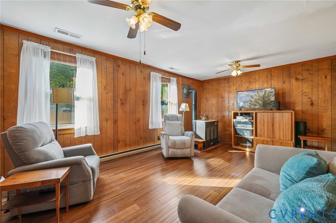 3030 Brentwood Circle, Chesterfield, VA 23237 3030 Brentwood Circle, Chesterfield, VA 23237