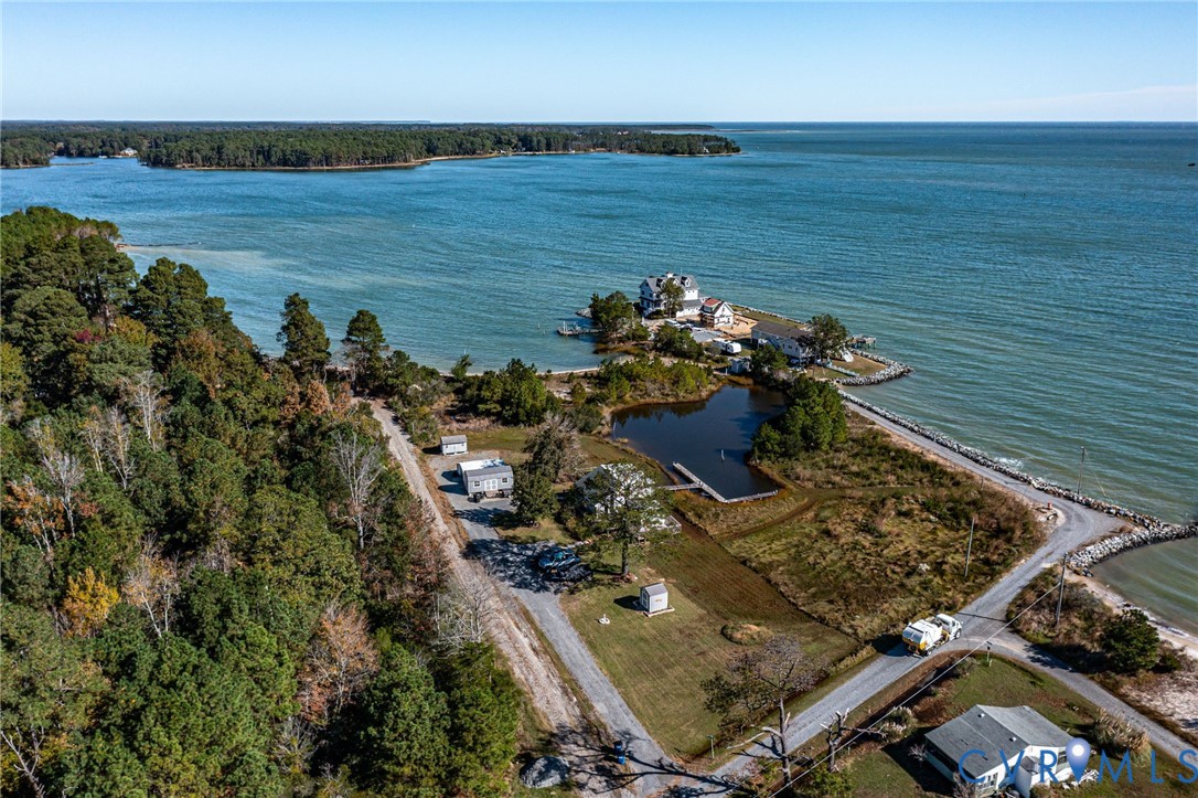 43 Fiddler Crab Lane, White Stone, VA 22578