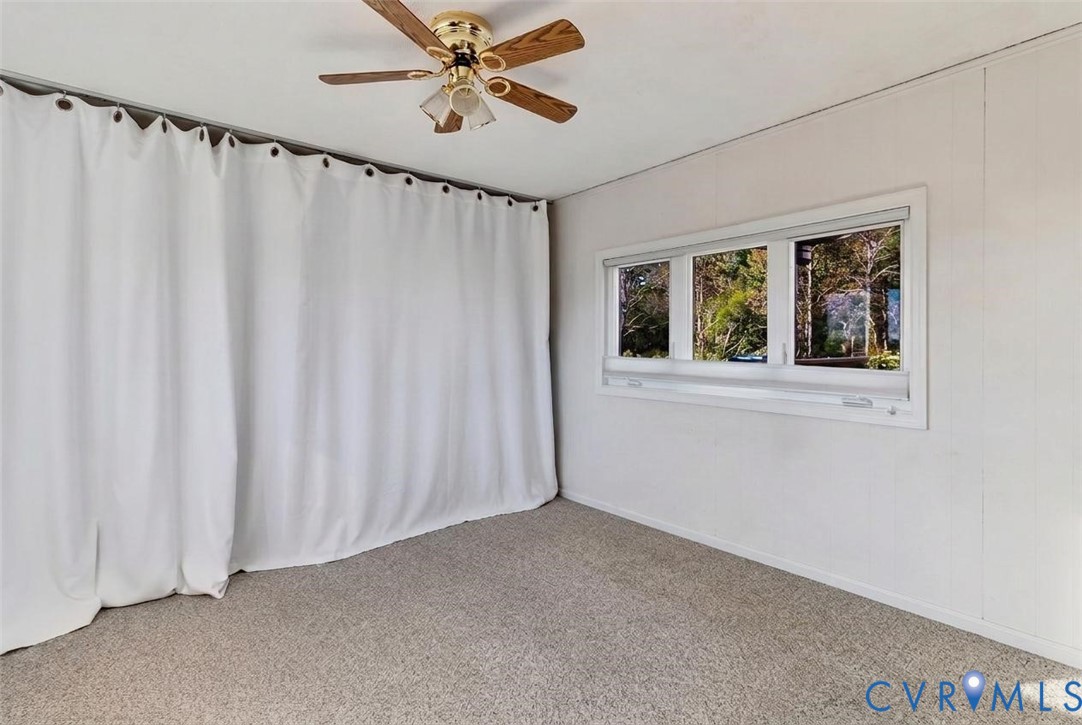 43 Fiddler Crab Lane, White Stone, VA 22578