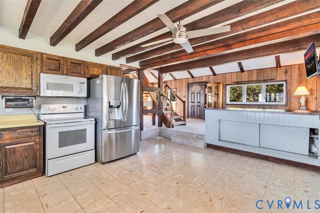 43 Fiddler Crab Lane, White Stone, VA 22578