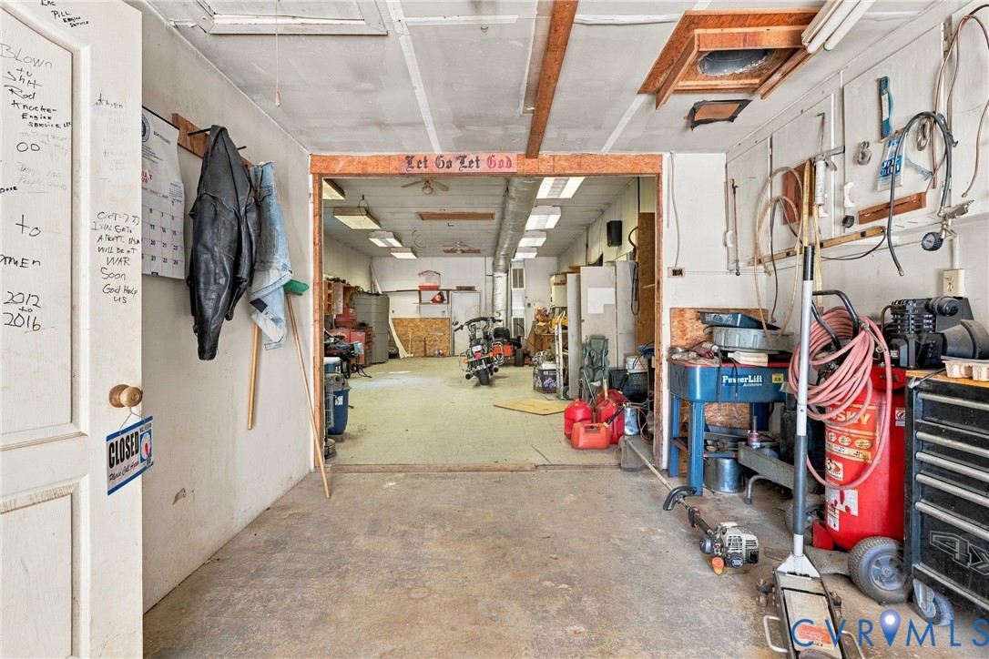 8840 Black Creek Road, New Kent, VA 23141