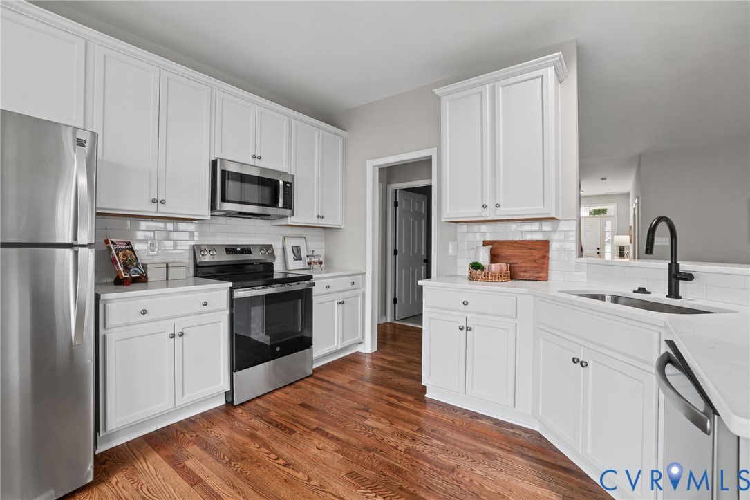 14641 Sailboat Circle, Midlothian, VA 23112