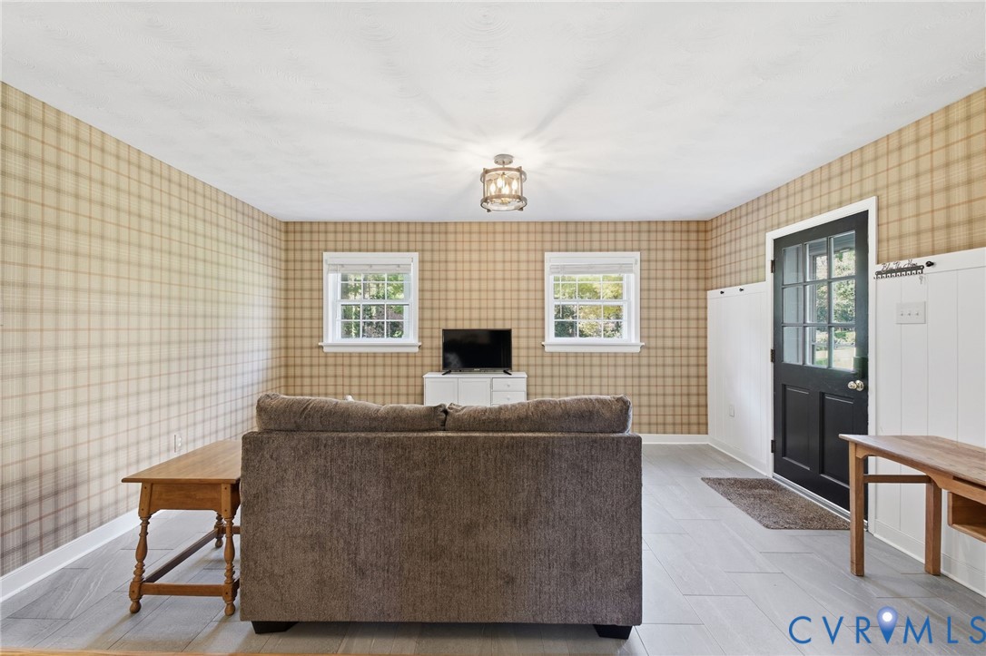 8302 University Place, Henrico, VA 23229