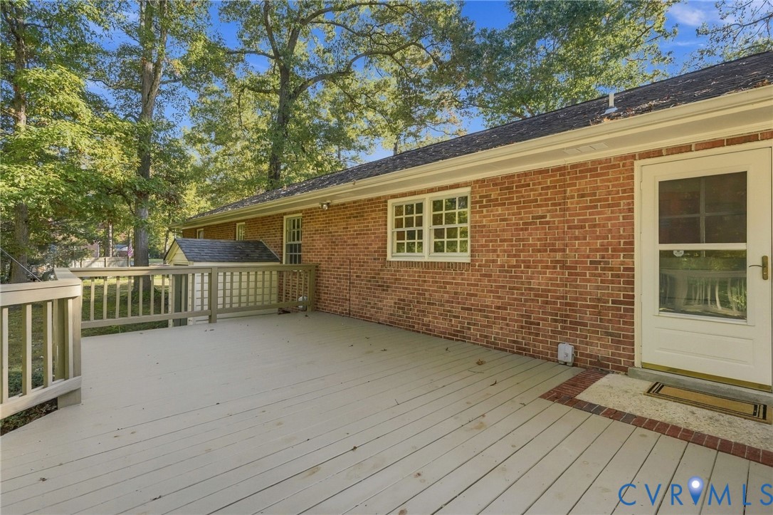 10995 Linderwood Drive, Forest Lake Hills, Mechanicsville, VA 23116
