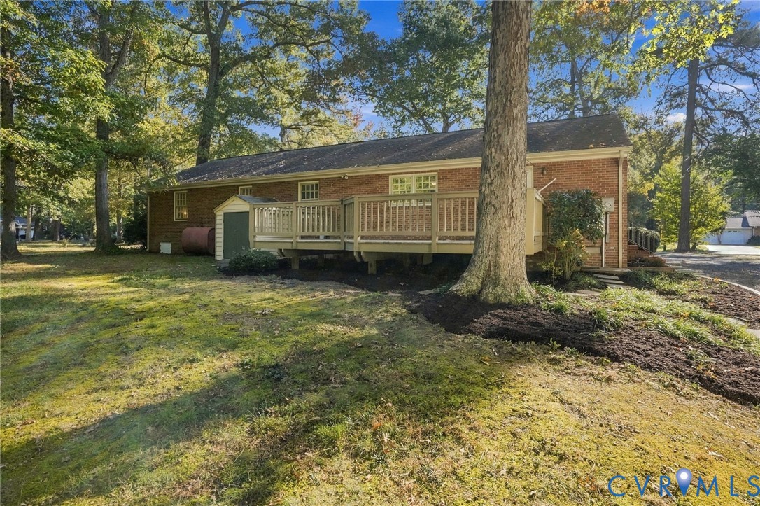 10995 Linderwood Drive, Forest Lake Hills, Mechanicsville, VA 23116