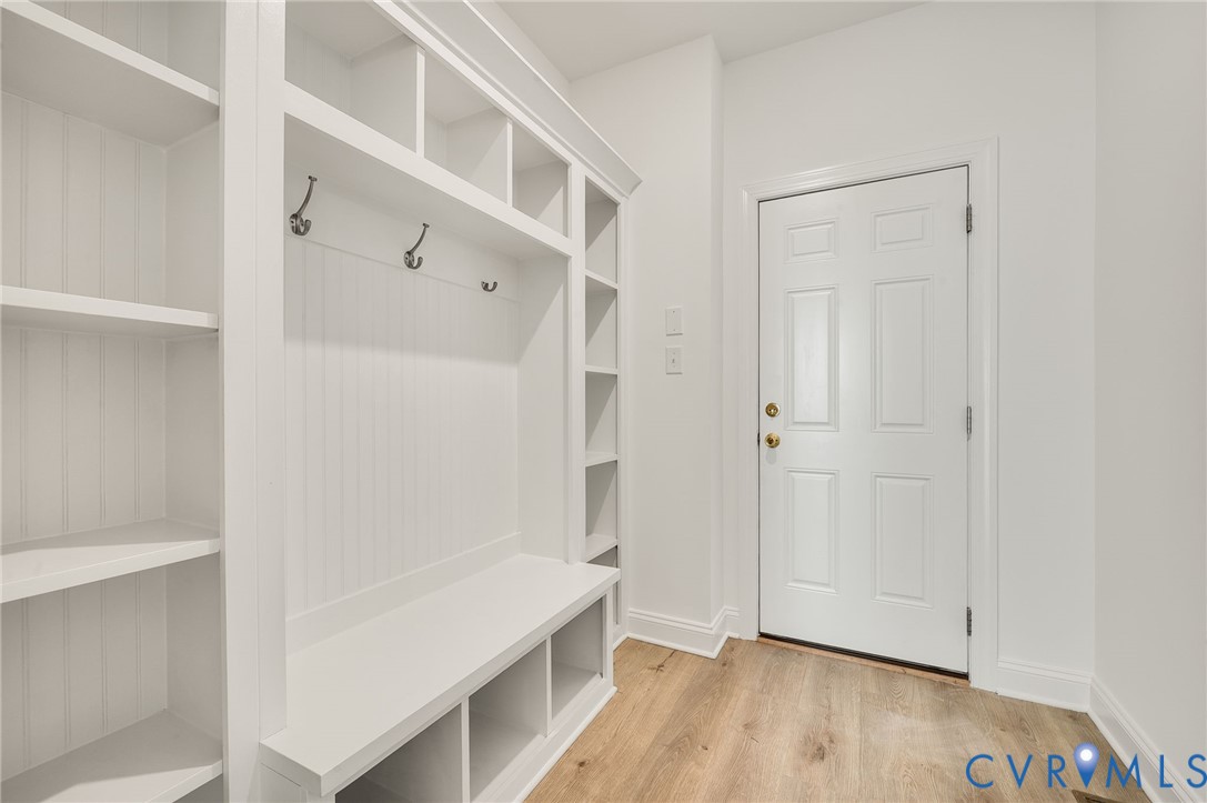 7130 Maple Summit Lane, Legacy Park, Moseley, VA 23120