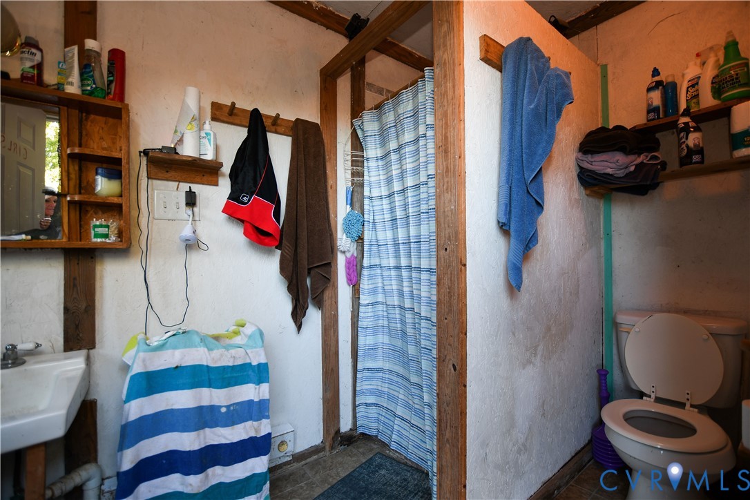 Wash/ bath house