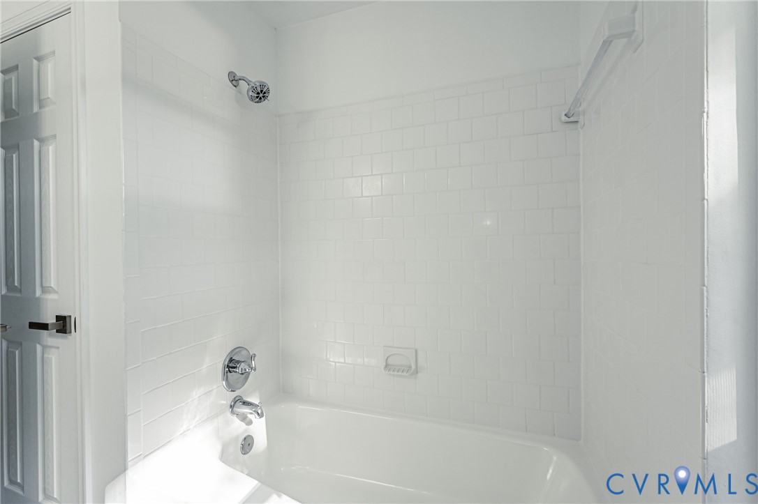 6101 Gatesgreen Drive, Chesterfield, VA 23832
