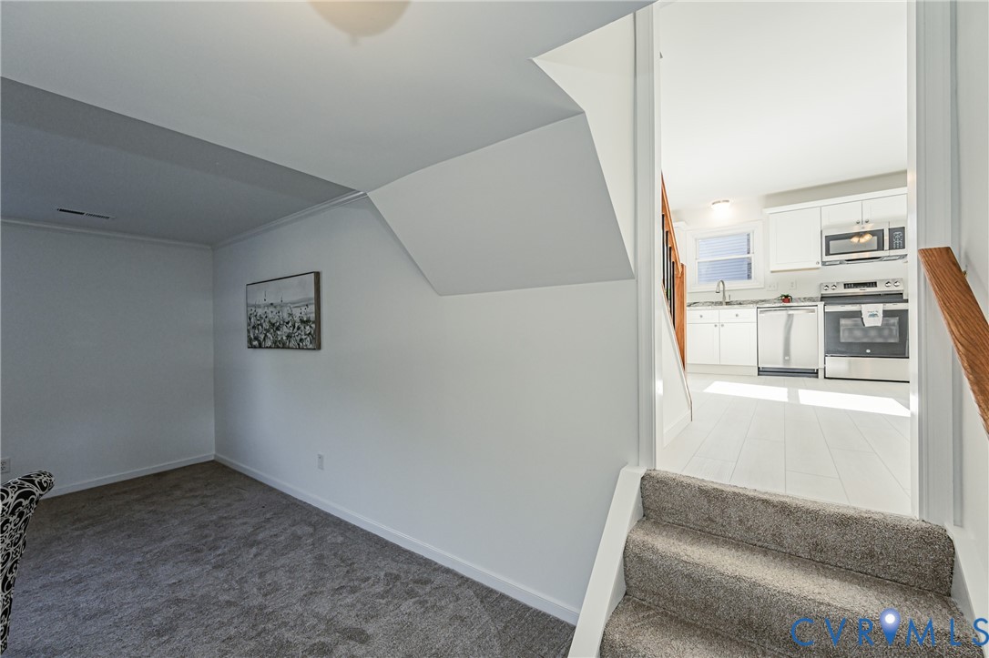 6101 Gatesgreen Drive, Chesterfield, VA 23832