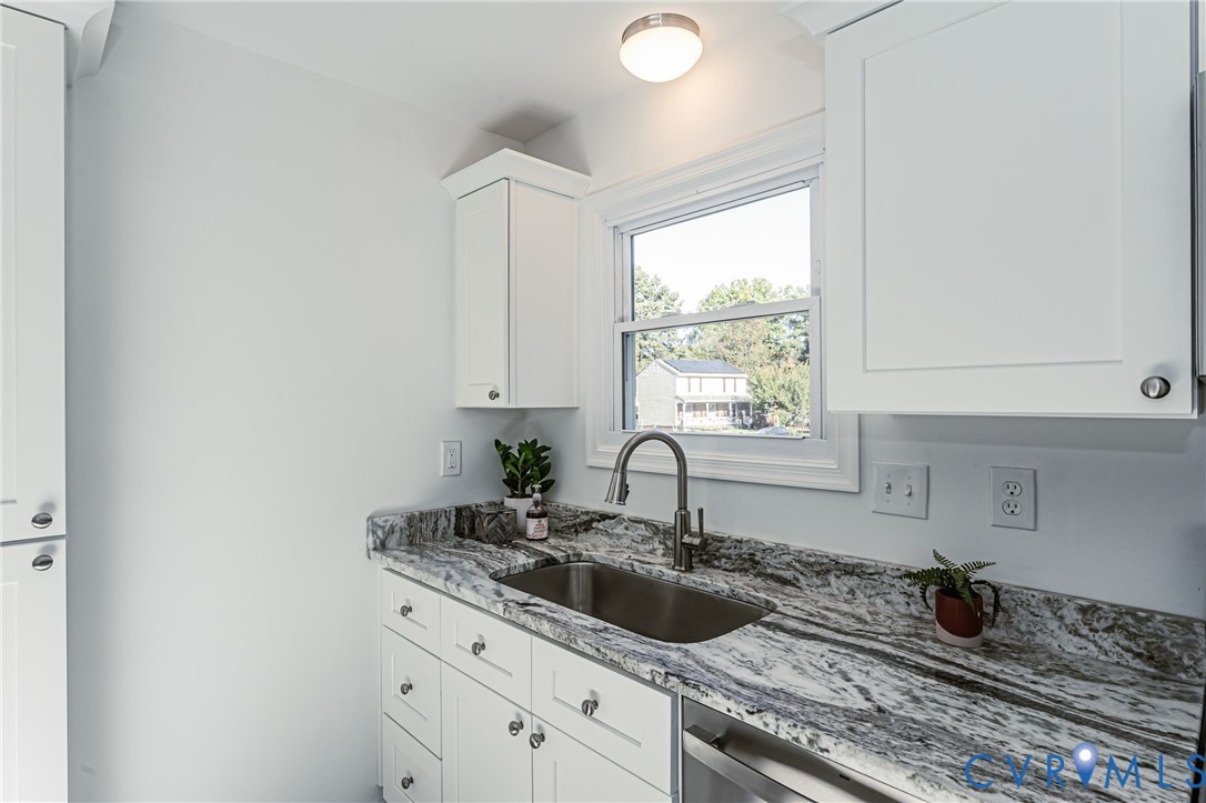 6101 Gatesgreen Drive, Chesterfield, VA 23832