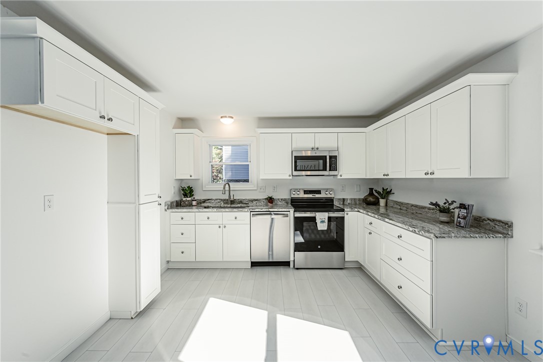 6101 Gatesgreen Drive, Chesterfield, VA 23832