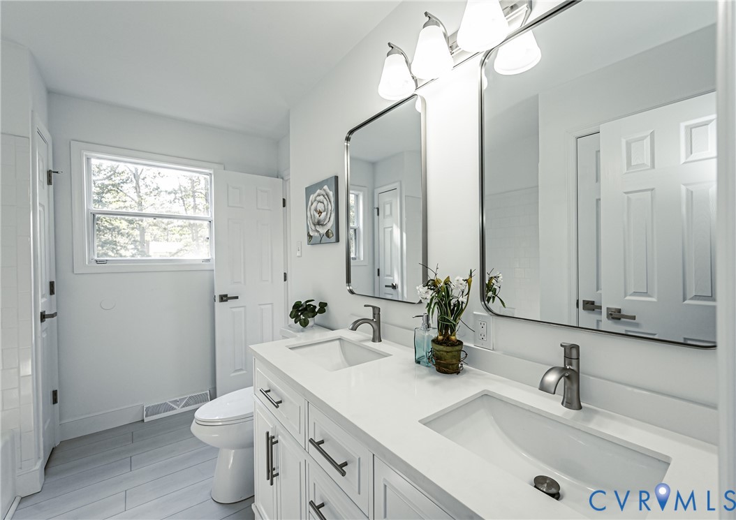 6101 Gatesgreen Drive, Chesterfield, VA 23832