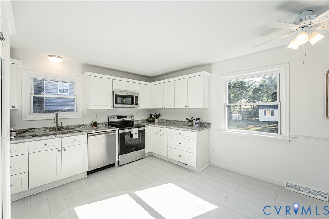 6101 Gatesgreen Drive, Chesterfield, VA 23832