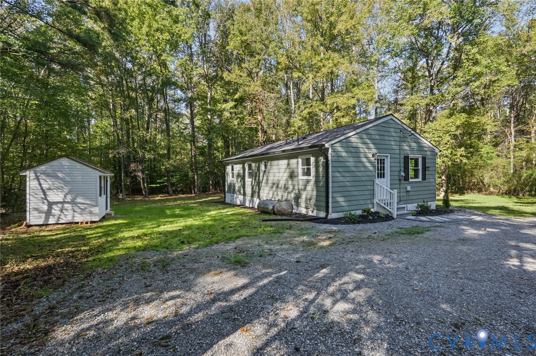 15227 Horseshoe Bridge Road, Hanover, VA 23047