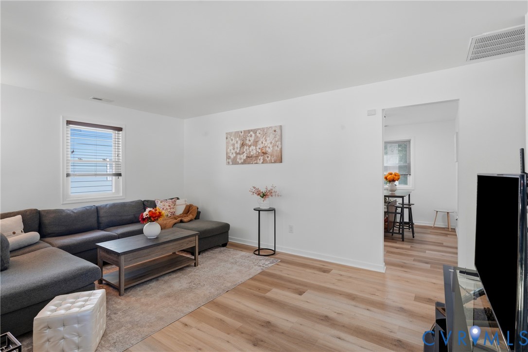 907 Green Ridge Drive, Richmond, VA 23225