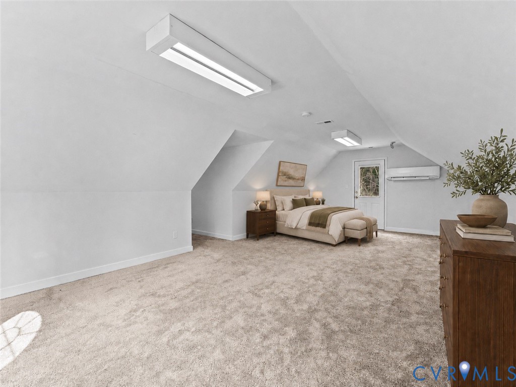 VIRTUAL STAGING