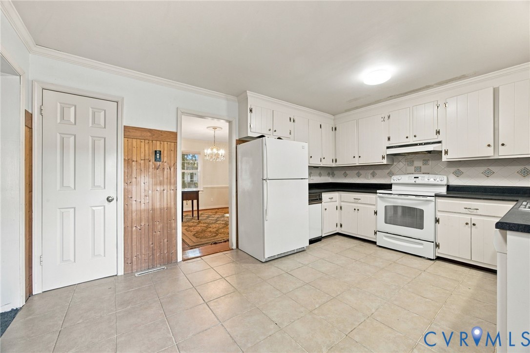 1335 Turnmill Drive, North Chesterfield, VA 23235