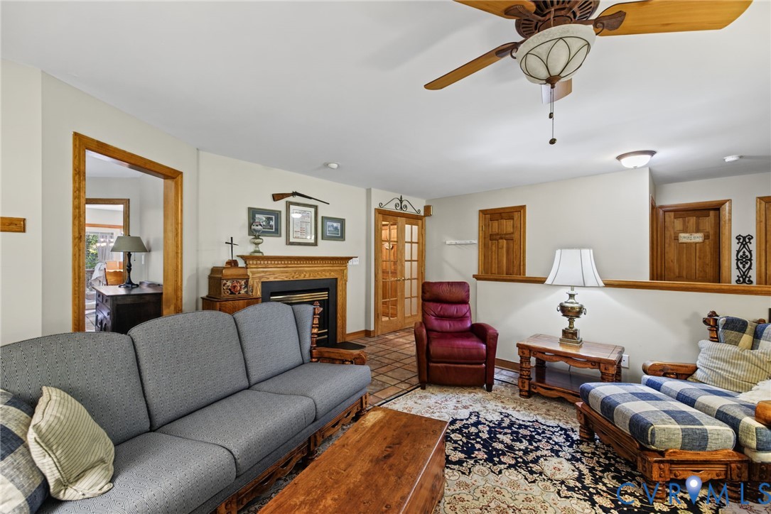 4165 Drew Ridge Drive, Louisa, VA 23093