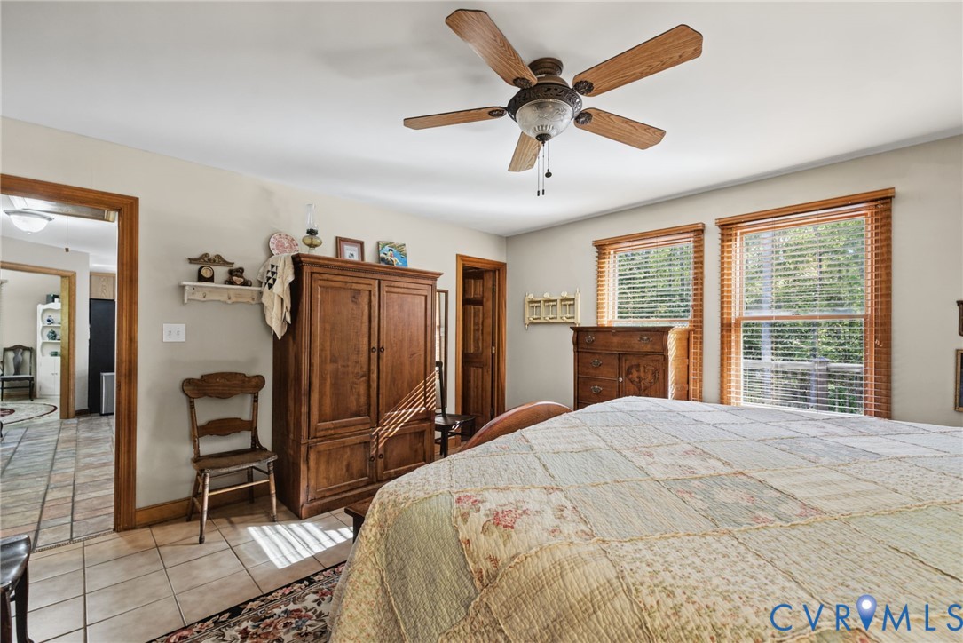 4165 Drew Ridge Drive, Louisa, VA 23093