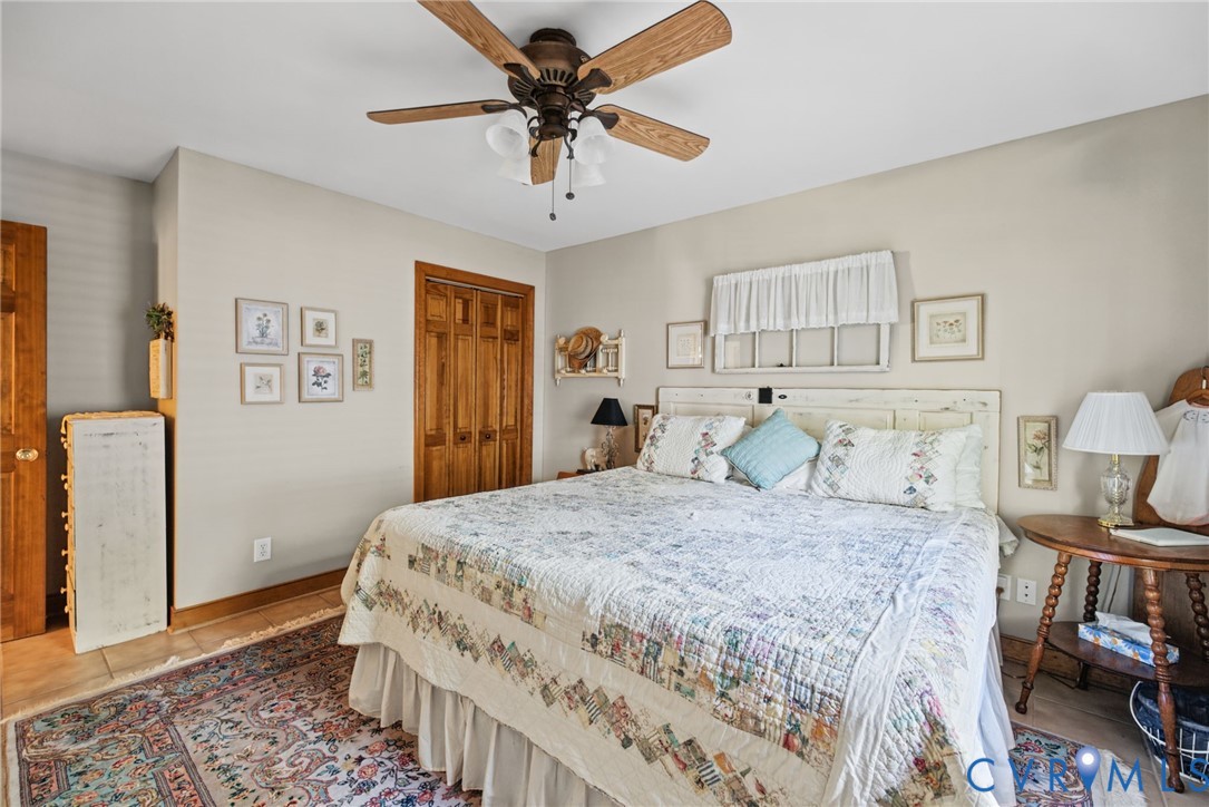4165 Drew Ridge Drive, Louisa, VA 23093