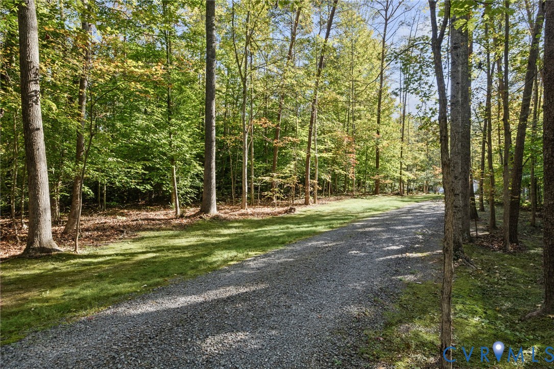 4165 Drew Ridge Drive, Louisa, VA 23093 4165 Drew Ridge Drive, Louisa, VA 23093