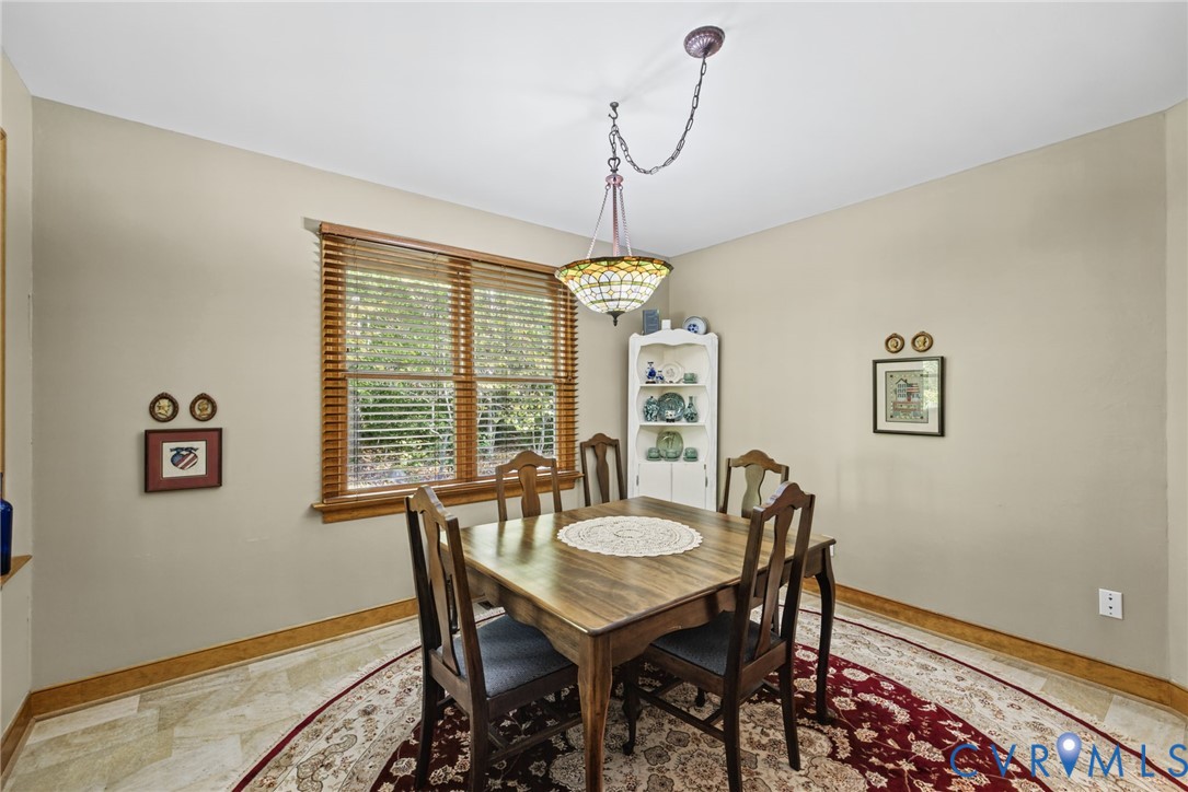 4165 Drew Ridge Drive, Louisa, VA 23093