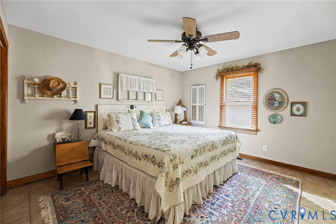 4165 Drew Ridge Drive, Louisa, VA 23093