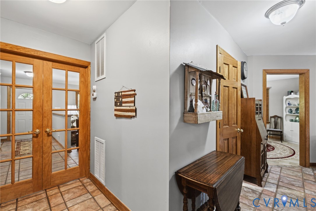 4165 Drew Ridge Drive, Louisa, VA 23093