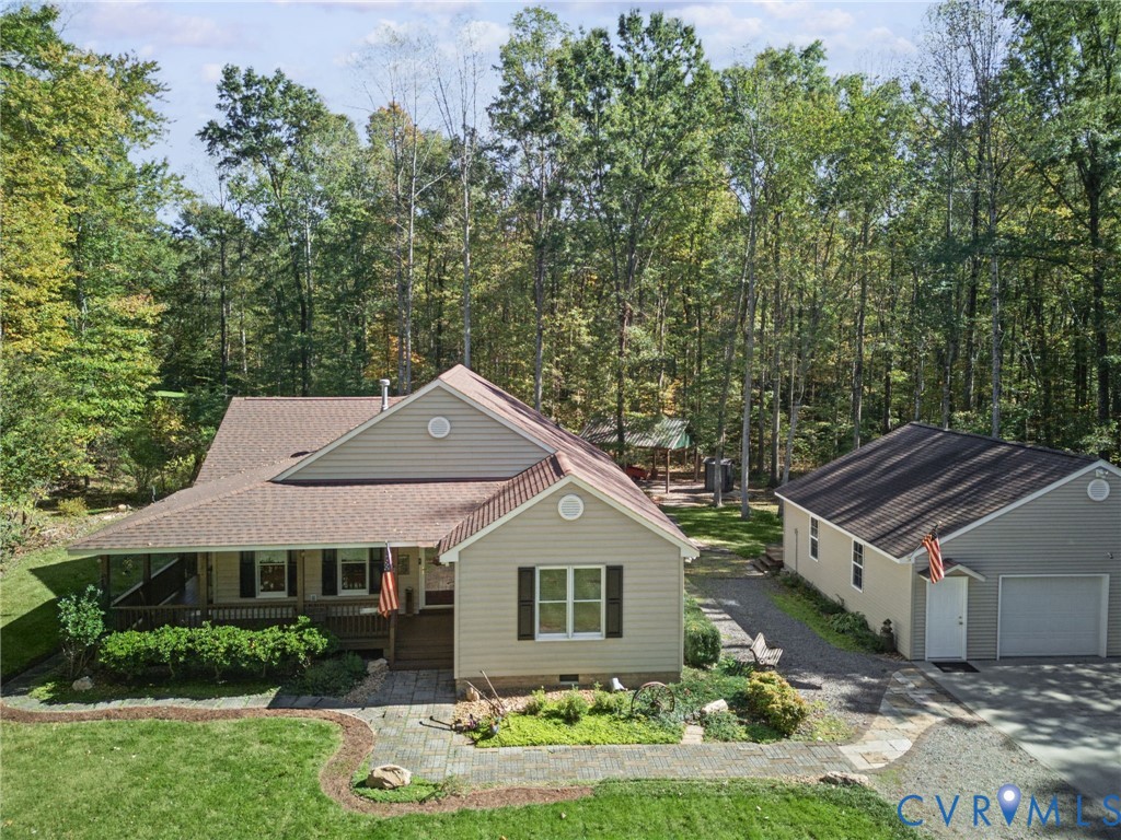 4165 Drew Ridge Drive, Louisa, VA 23093