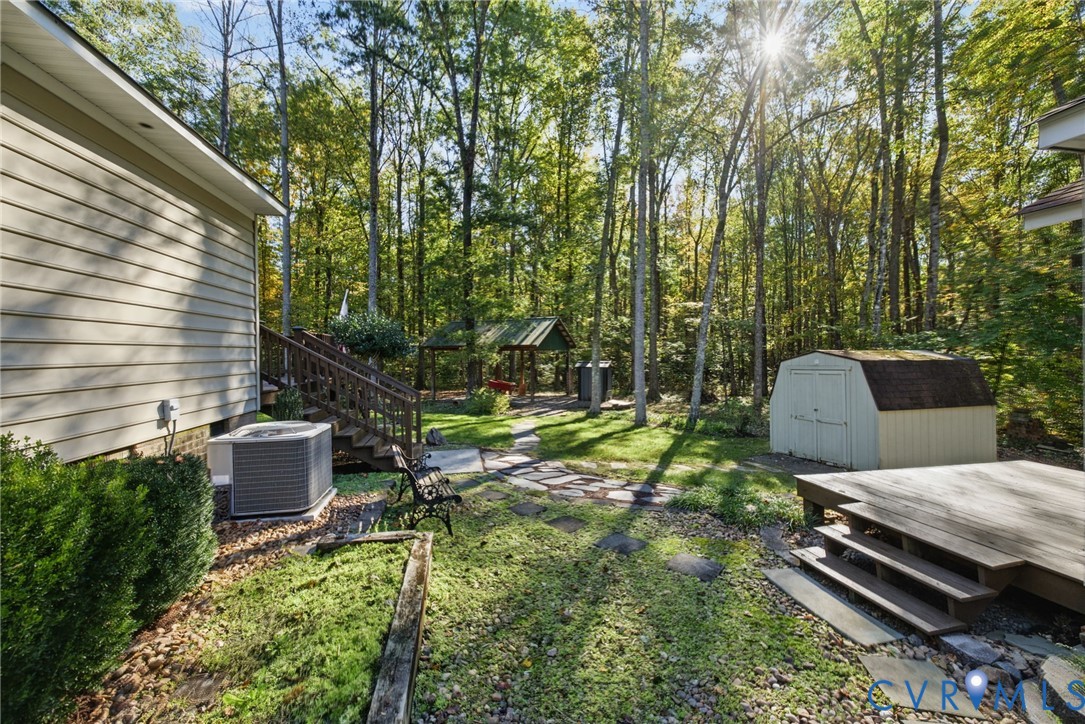 4165 Drew Ridge Drive, Louisa, VA 23093