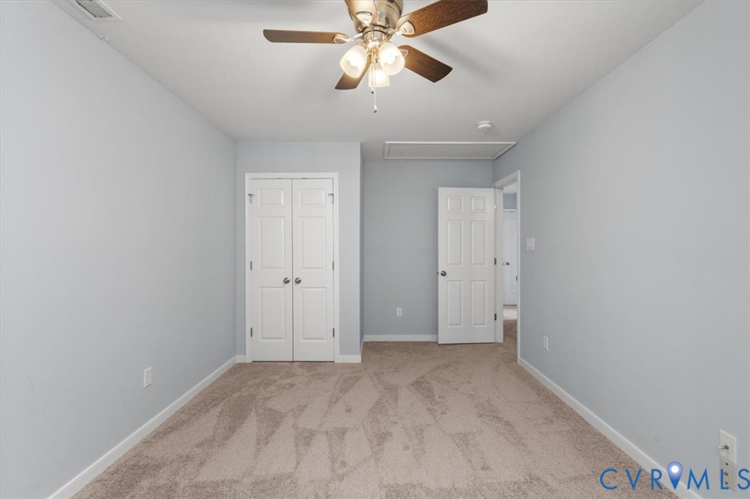 The 3 other bedrooms feature all new carpeting, ceiling fans and huge walk in closets