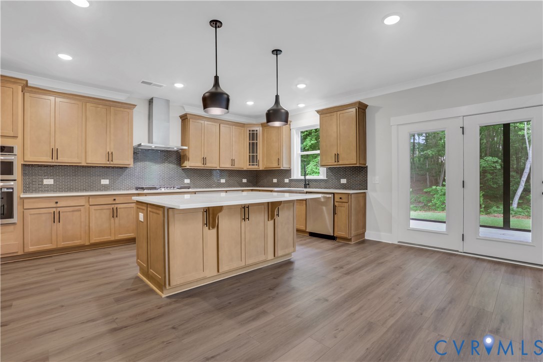 This home is TO BE BUILT. The photo represents the plan, not the actual home. Design selections may vary.