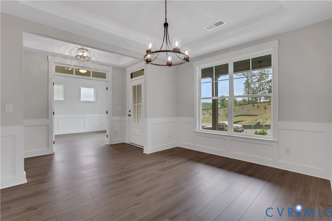 This home is TO BE BUILT. The photo represents the plan, not the actual home. Design selections may vary.