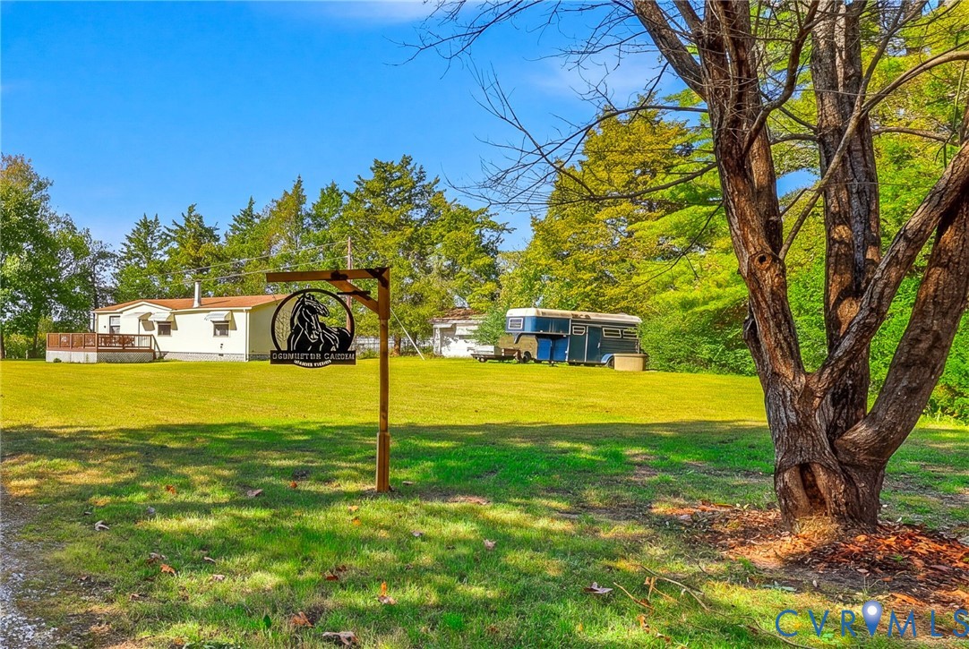 Entry to property from Lockett Road