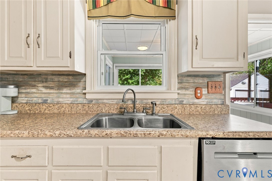 1801 Pocoshock Boulevard, North Chesterfield, VA 23235
