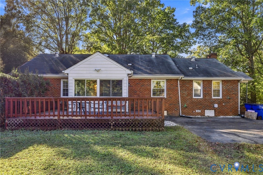 1801 Pocoshock Boulevard, North Chesterfield, VA 23235