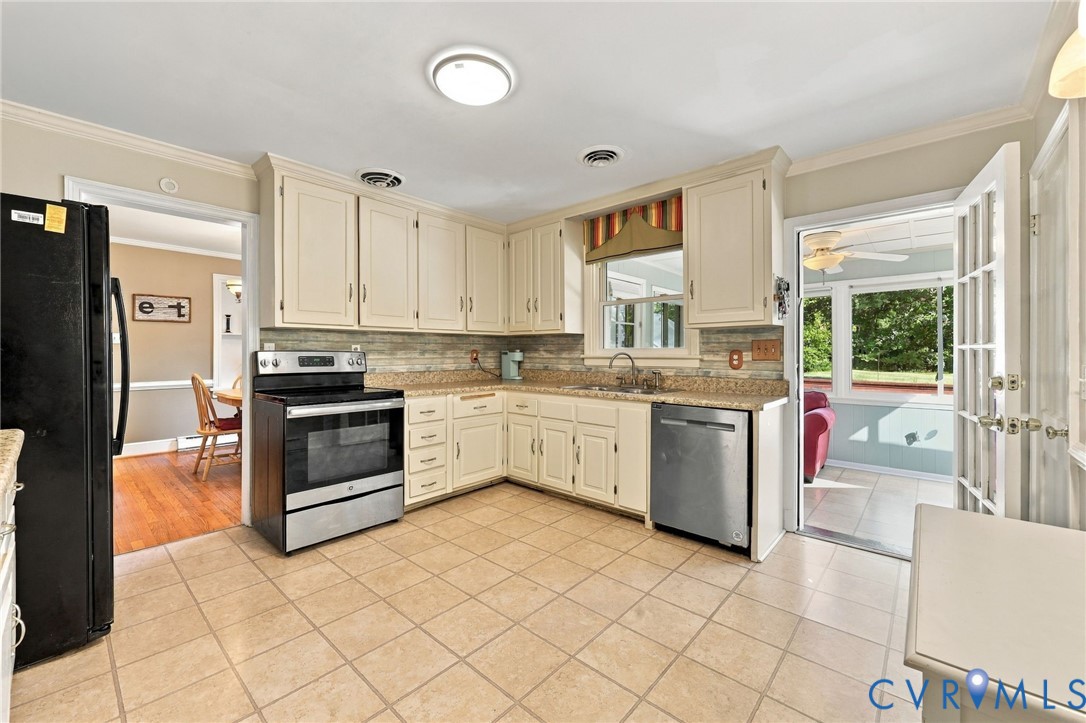 1801 Pocoshock Boulevard, North Chesterfield, VA 23235