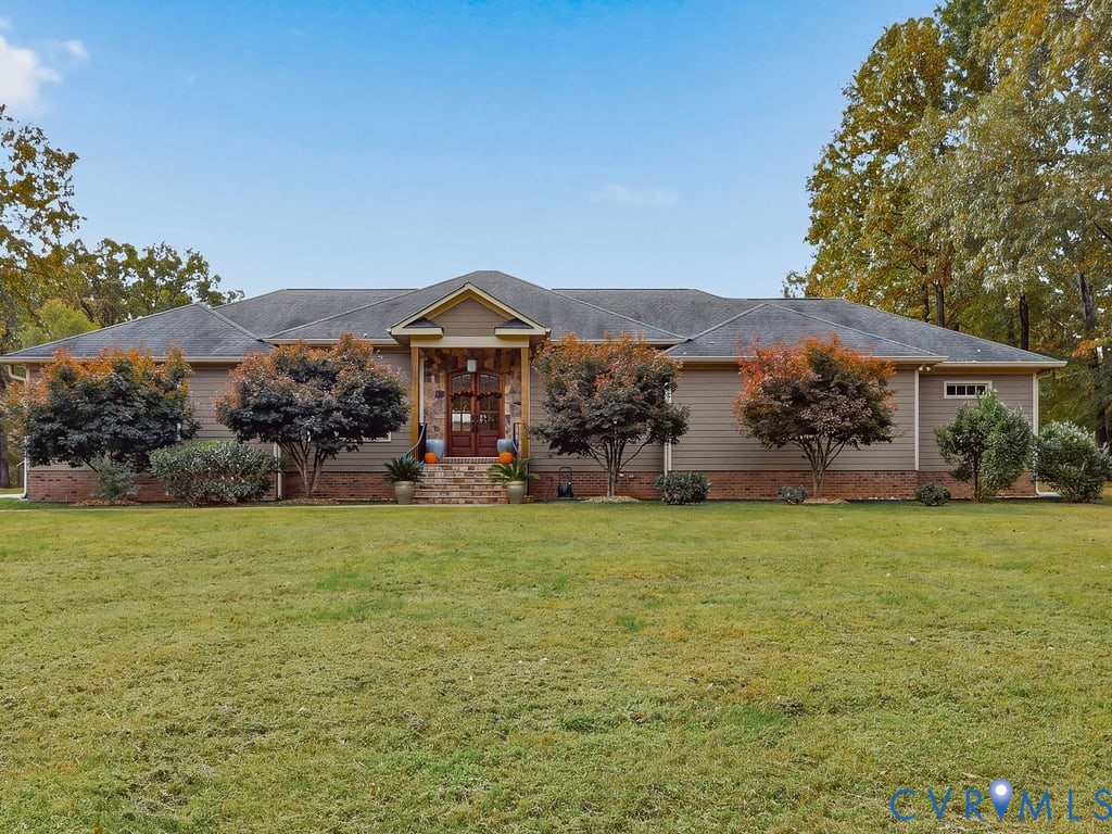 1743 Huguenot Trail, Powhatan, VA 23139
